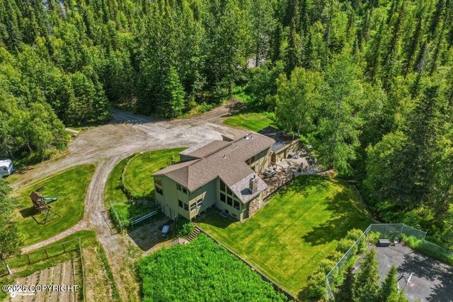 9400 Midden Way, Anchorage, AK 99507