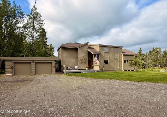 9400 Midden Way, Anchorage, AK 99507