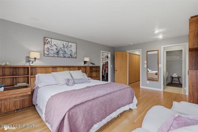 9400 Midden Way, Anchorage, AK 99507