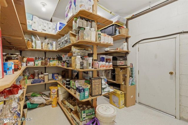 9400 Midden Way, Anchorage, AK 99507