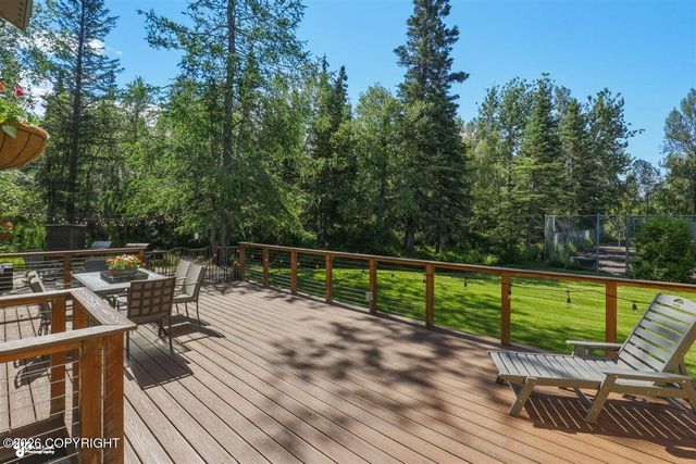 9400 Midden Way, Anchorage, AK 99507