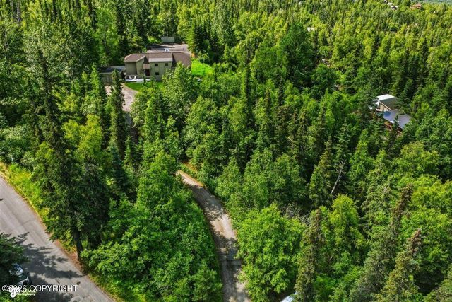 9400 Midden Way, Anchorage, AK 99507