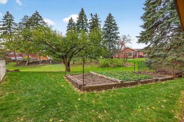 1332 LIBERTY COURT, Neenah, WI 54956