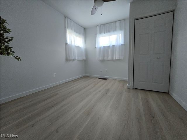 26 Bouquet Avenue, Youngstown, OH 44509