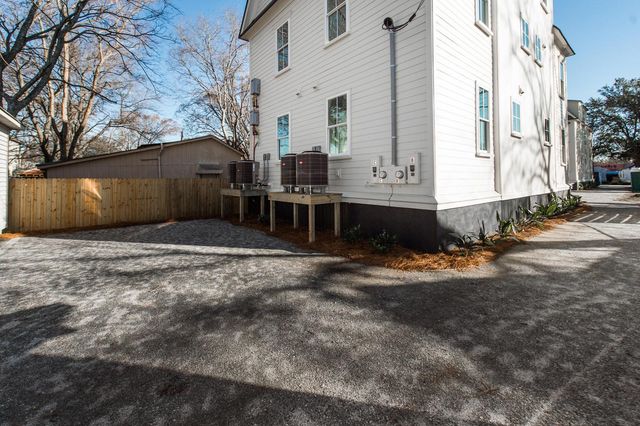 707 Meeting Apt B & C, Charleston, SC 29403