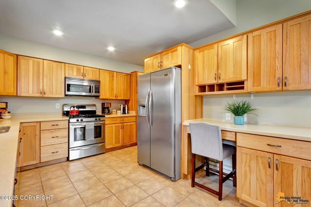 6402 Lone Tree Circle, Anchorage, AK 99507