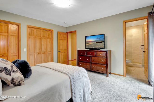6402 Lone Tree Circle, Anchorage, AK 99507