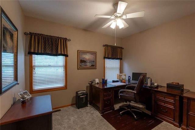 8601 Timber Trails Drive, De Soto, KS 66018