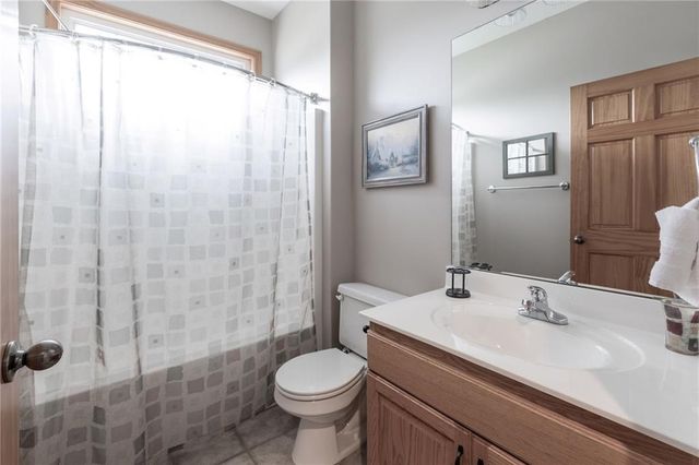 8601 Timber Trails Drive, De Soto, KS 66018