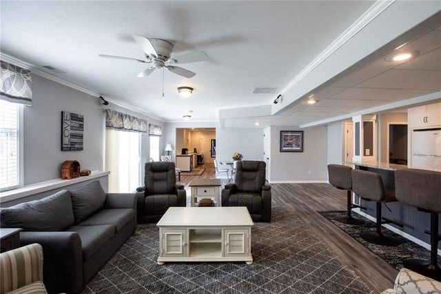 8601 Timber Trails Drive, De Soto, KS 66018