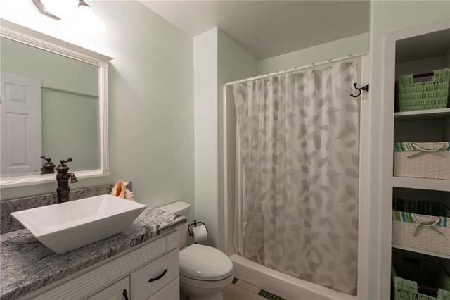8601 Timber Trails Drive, De Soto, KS 66018