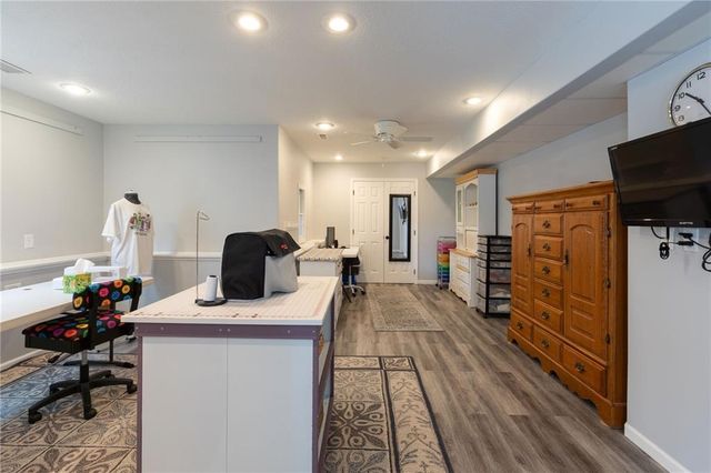 8601 Timber Trails Drive, De Soto, KS 66018