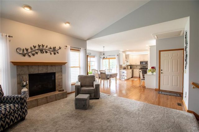 8601 Timber Trails Drive, De Soto, KS 66018