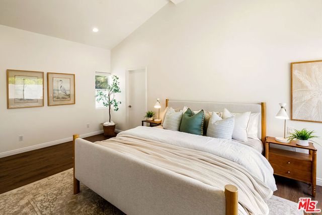 17630 Martha Street, Los Angeles, CA 91316