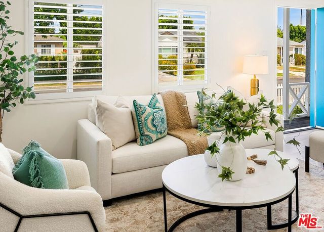 17630 Martha Street, Los Angeles, CA 91316