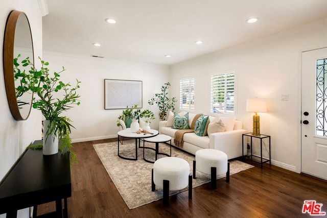 17630 Martha Street, Los Angeles, CA 91316