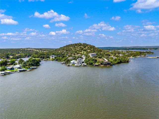 156 Skyline DR, Llano, TX 78643