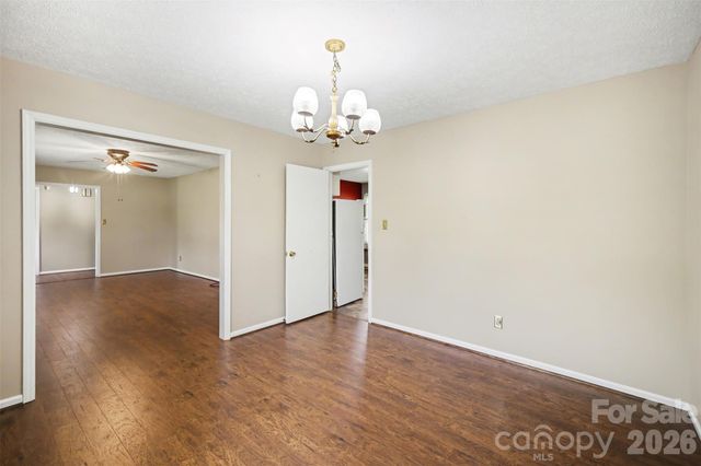1300 Briarcliff Road, Shelby, NC 28152