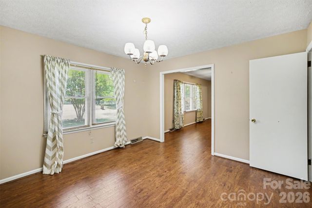 1300 Briarcliff Road, Shelby, NC 28152