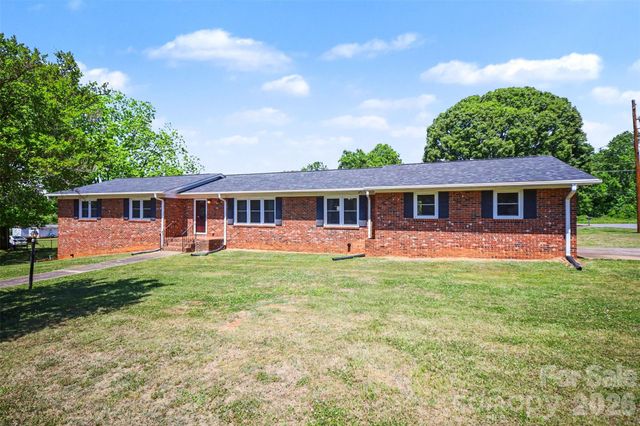 1300 Briarcliff Road, Shelby, NC 28152