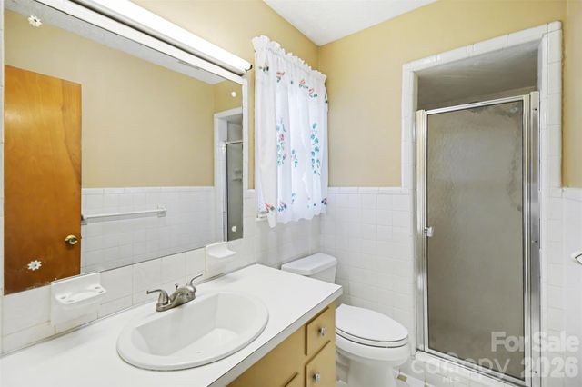 1300 Briarcliff Road, Shelby, NC 28152
