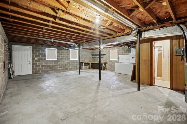 1300 Briarcliff Road, Shelby, NC 28152