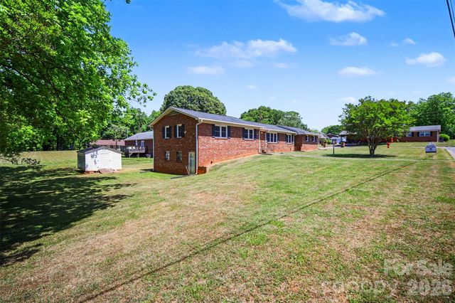 1300 Briarcliff Road, Shelby, NC 28152