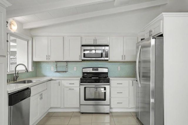 1249 Socorro Avenue, Sunnyvale, CA 94089