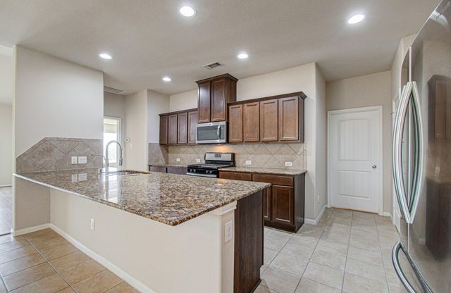 1936 Acaciawood Way, Houston, TX 77051