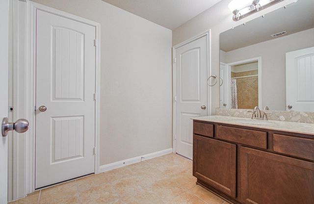 1936 Acaciawood Way, Houston, TX 77051