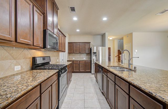 1936 Acaciawood Way, Houston, TX 77051
