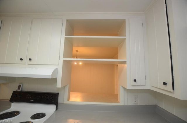 8 Laurel Drive, North Wilkesboro, NC 28659