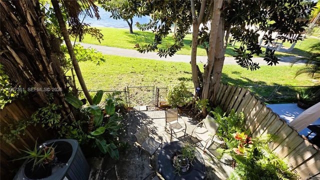 10240 SW 154th Cir Ct 103-6, Miami, FL 33196