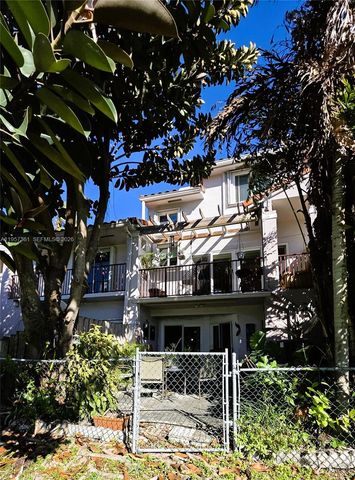 10240 SW 154th Cir Ct 103-6, Miami, FL 33196