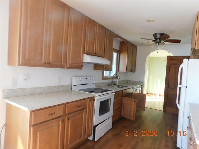 57586 Gearhart Landing Road, Three Rivers, MI 49093