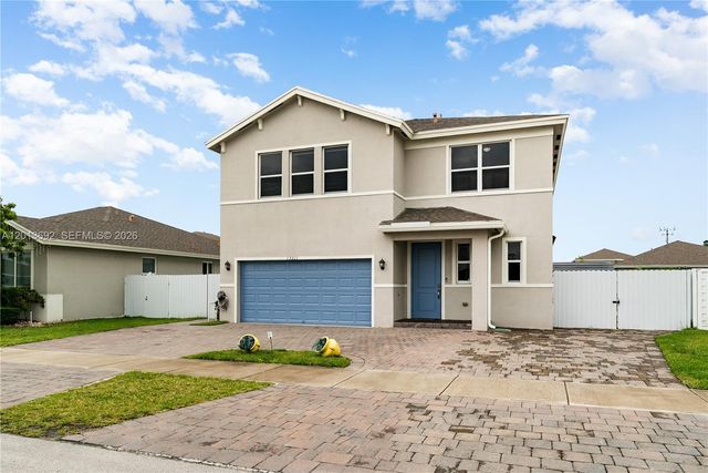 13211 SW 272nd Ln, Homestead, FL 33032