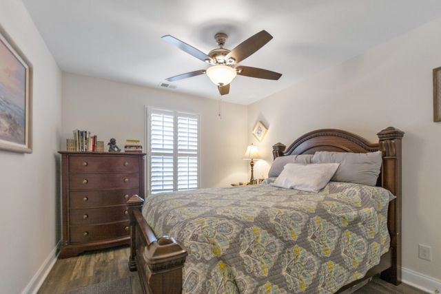 192 Cameron Ct, Clarksville, TN 37042