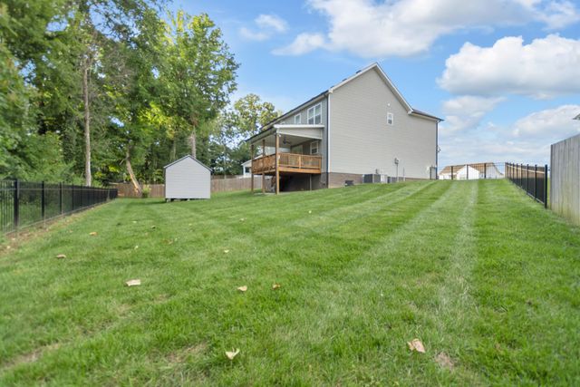 192 Cameron Ct, Clarksville, TN 37042