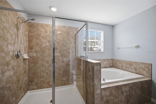 15410 DAKOTA SKY PLACE, Sun City Center, FL 33573