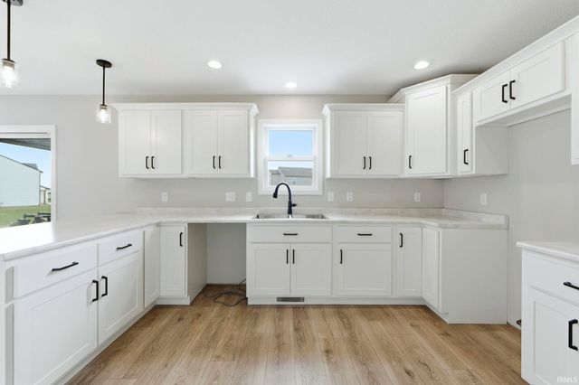 13209 Arusha Court, Fort Wayne, IN 46818