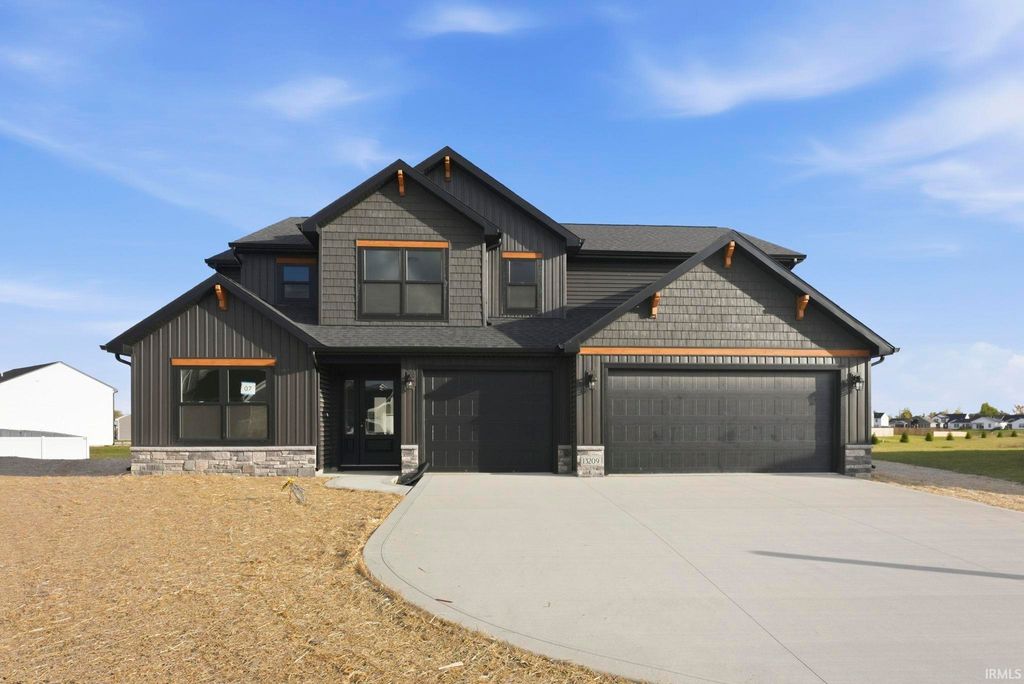 13209 Arusha Court, Fort Wayne, IN 46818