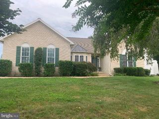 3812 WINDING HOLLOW DR, Fredericksburg, VA 22408