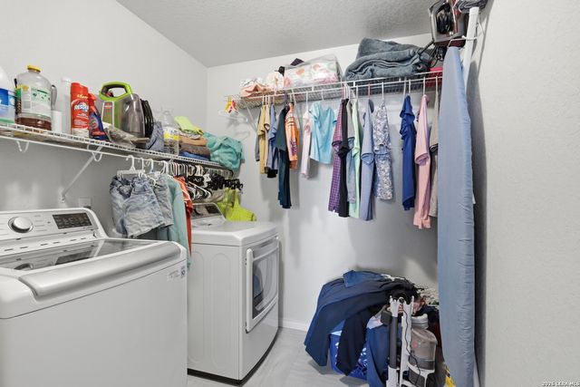 10922 Livewater, San Antonio, TX 78245