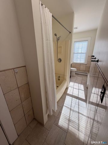 10 Short Street, Manchester, CT 06040