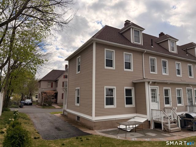 10 Short Street, Manchester, CT 06040