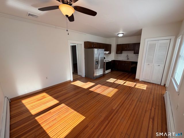 10 Short Street, Manchester, CT 06040
