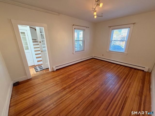 10 Short Street, Manchester, CT 06040