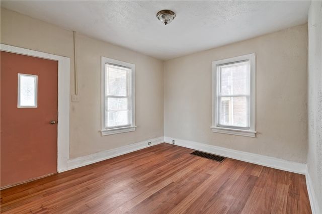 1013 Henry St, Smith, PA 15054