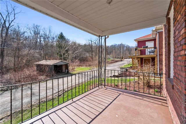 1013 Henry St, Smith, PA 15054
