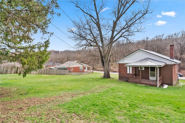 1013 Henry St, Smith, PA 15054